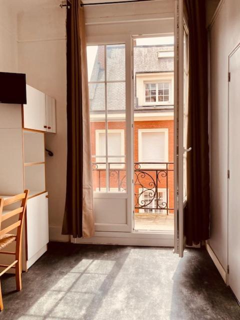 Hotel De Normandie Amiens Bagian luar foto